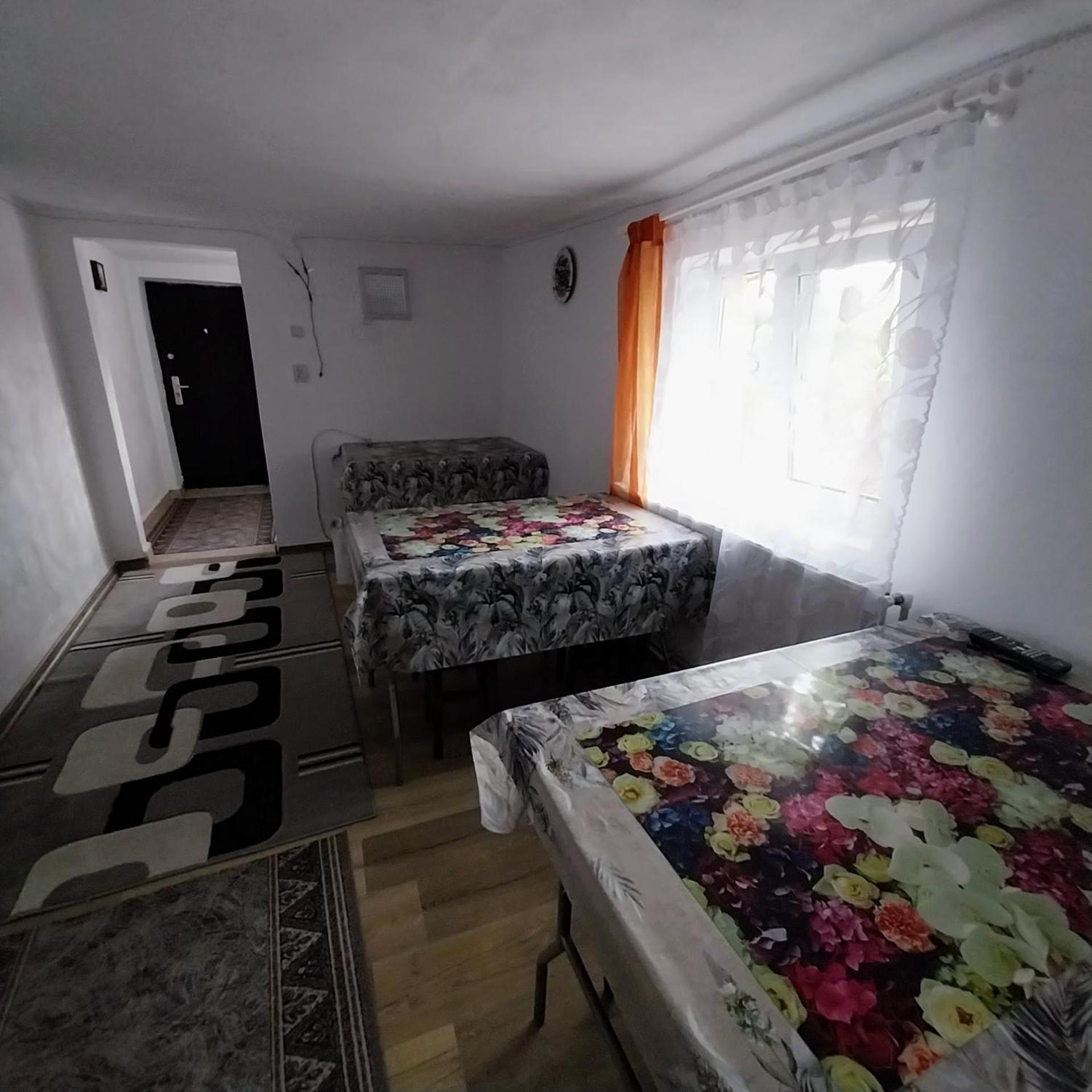 Casa Andreea 호텔 Novaci-Străini 외부 사진